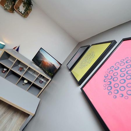 סוואנסי Stone'S Throw City Centre - Tv In Every Bedroom! מראה חיצוני תמונה