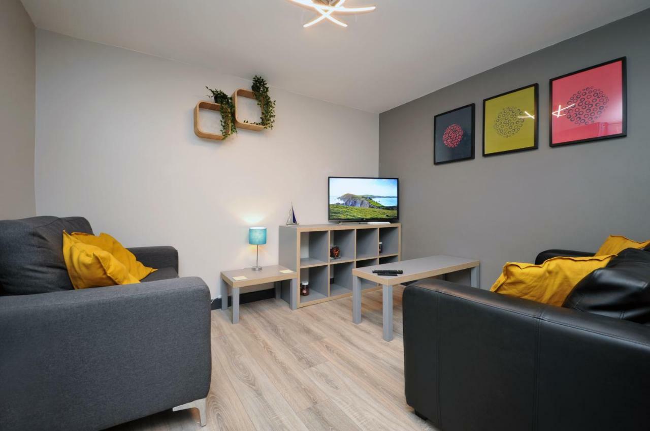 סוואנסי Stone'S Throw City Centre - Tv In Every Bedroom! מראה חיצוני תמונה